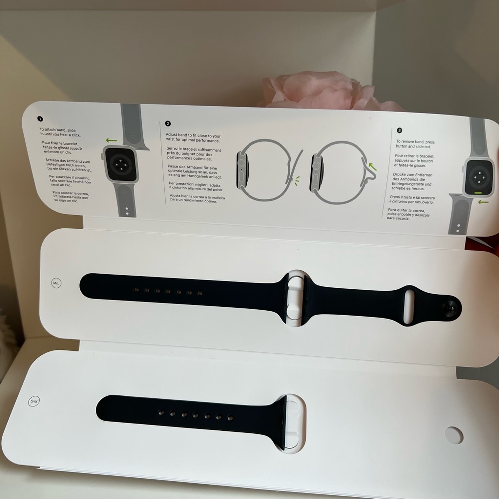 Apple Black Sport Band